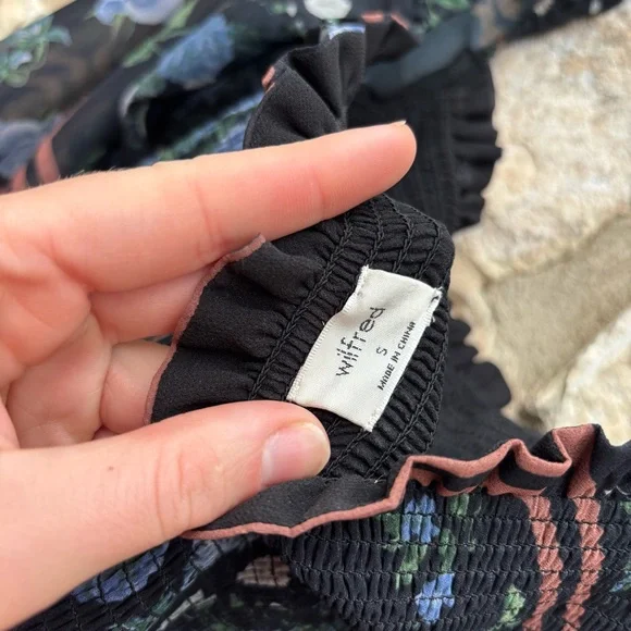 Aritzia wilfred floral dress size small - Picture 5 of 5